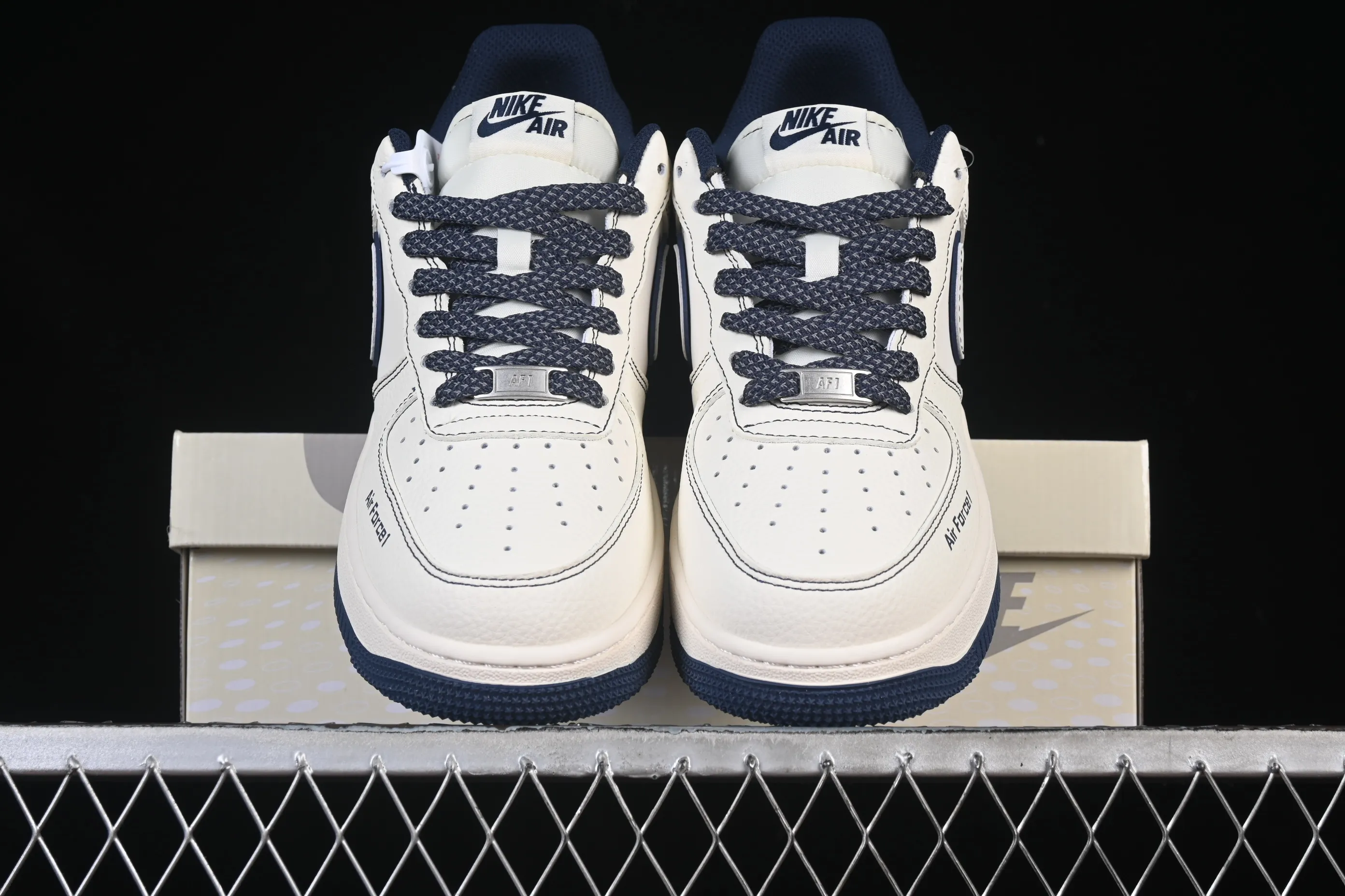 All categories Nk Air Force 1 Air Force series Nk Air Force 1 Low Air Force low-top Nike Air Force 1'07 Low Beige Bugs Bunny Air Force 1 low-top casual sneakers JP8028-013
